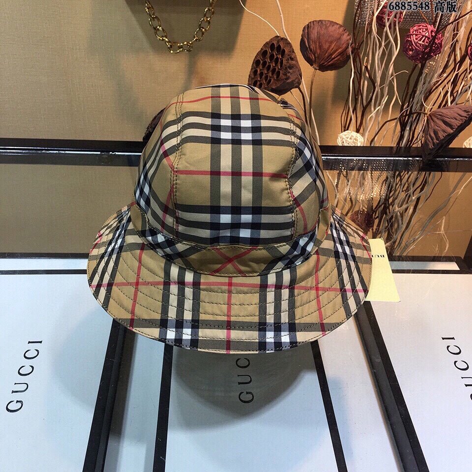Burberry Hut