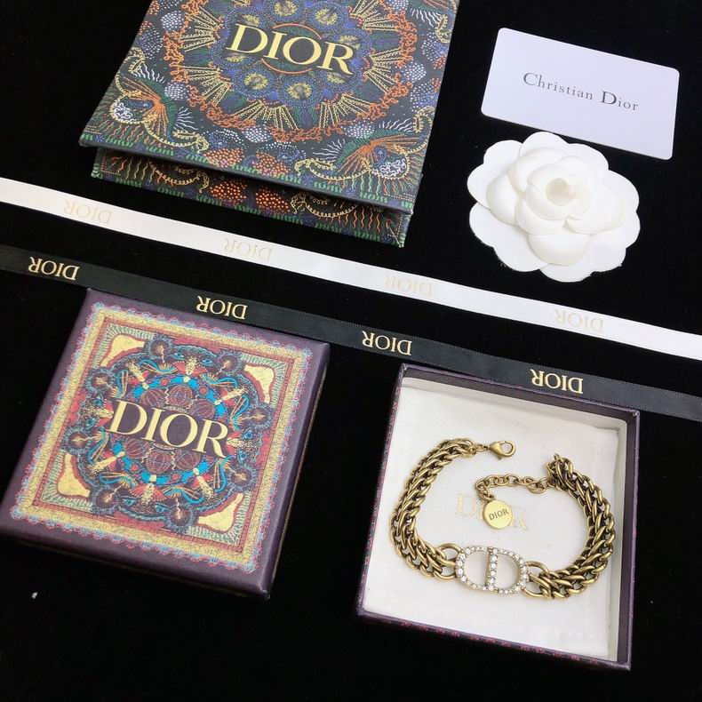 C*D SET