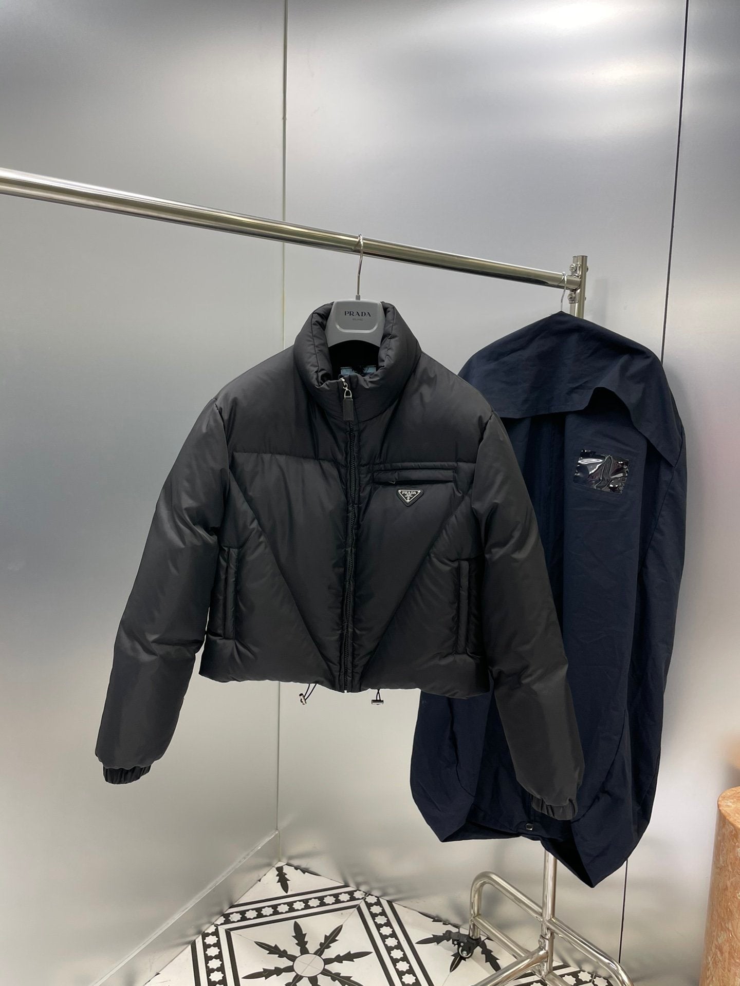 PR*ADA JACKE