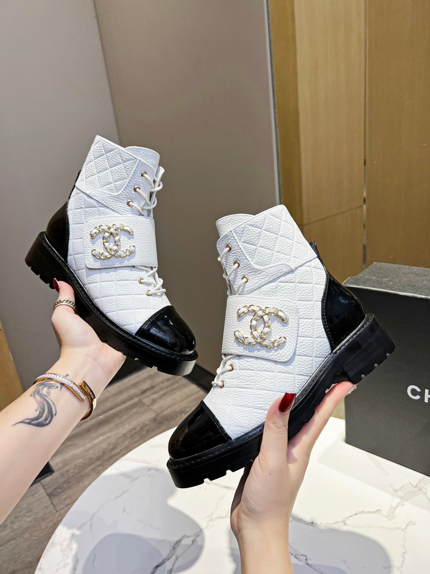 CH*NL Boots