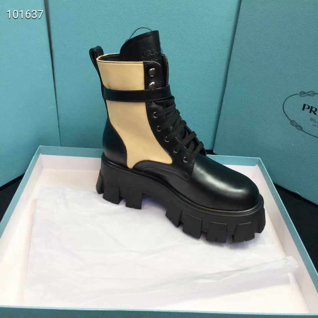 PR*AD*A BOOTS