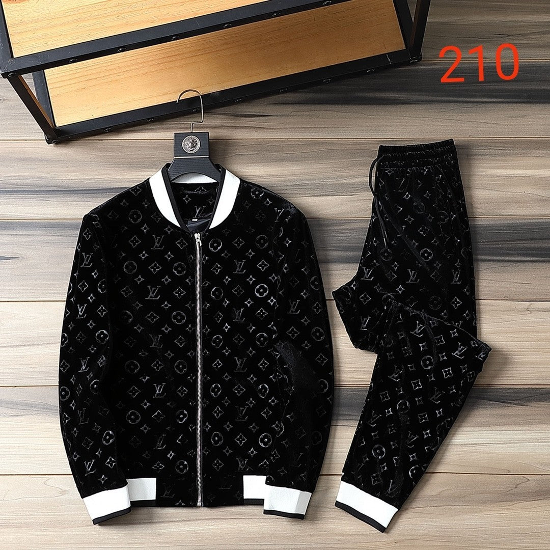 JOGGER SETS  / ALLE MARKEN