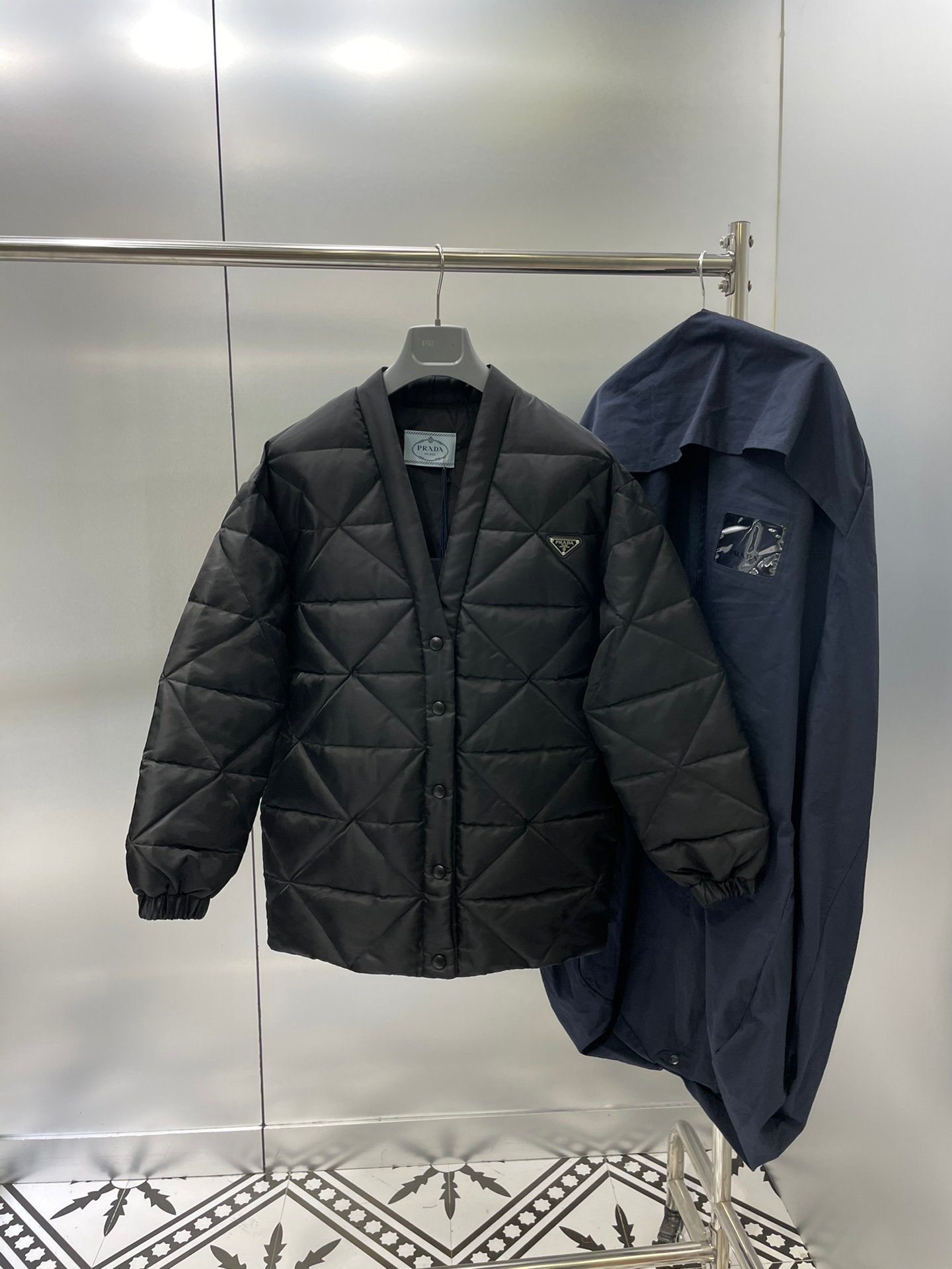 PR*ADA JACKE