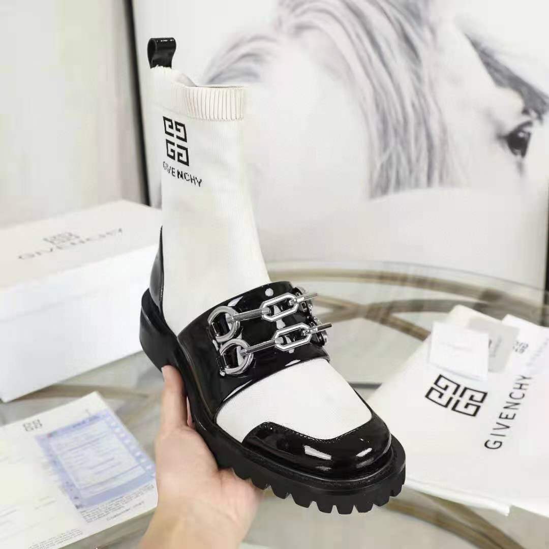 GI*VEN*CY BOOTS