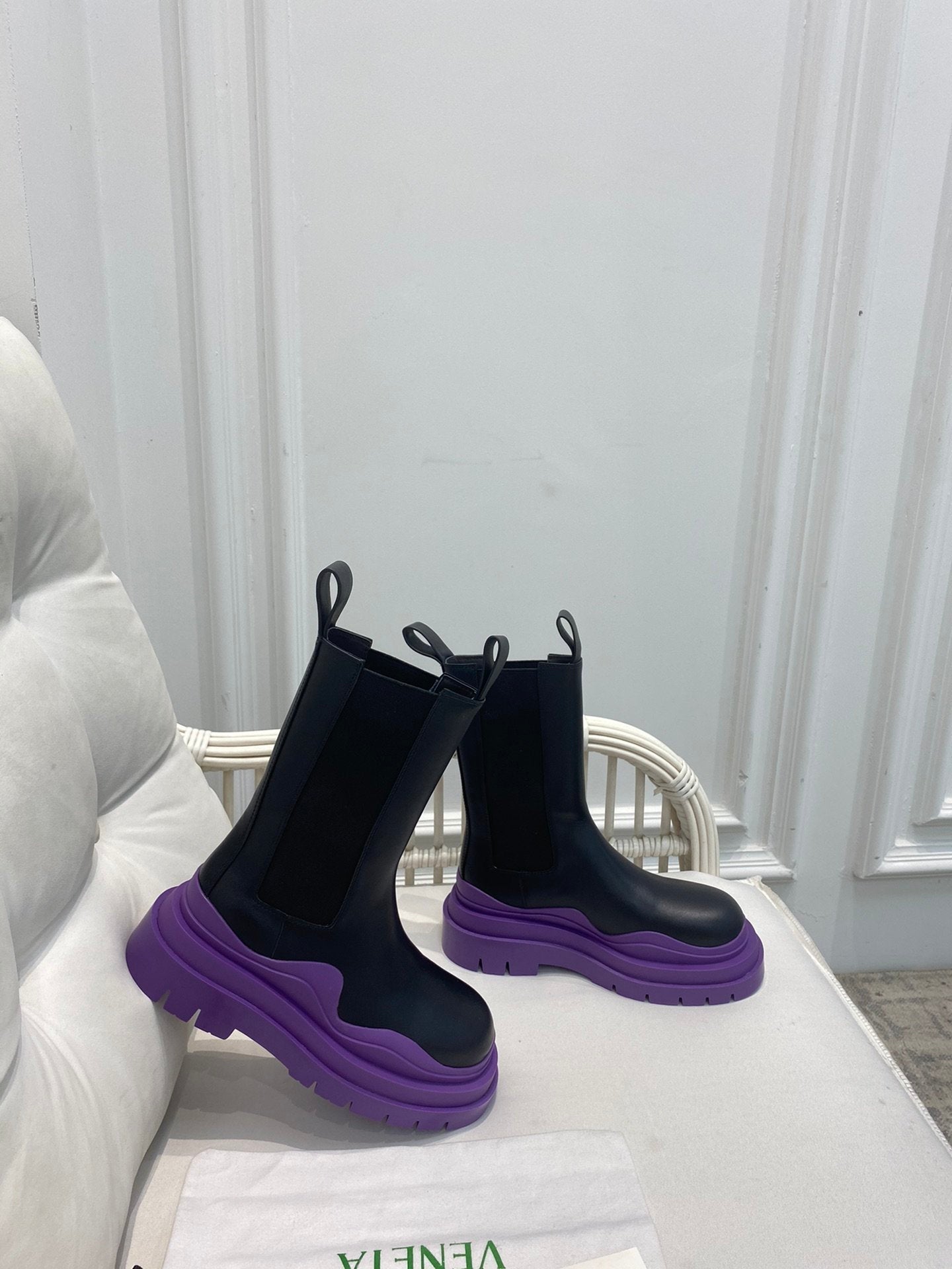 BO*TTEG*A Boots Lang