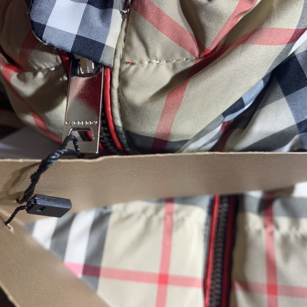 Brbrry Wendejacke