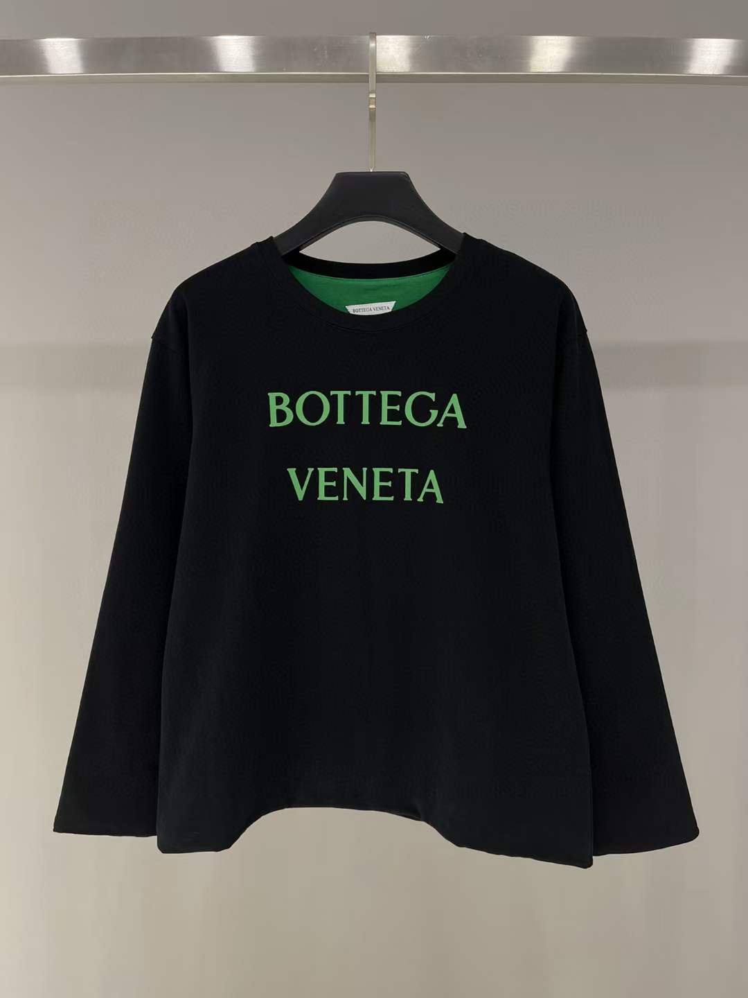 BTTGA V Pulli