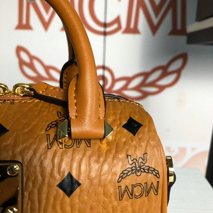 MCM Bowling bag small