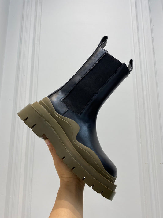 BO*TTEG*A Boots Lang
