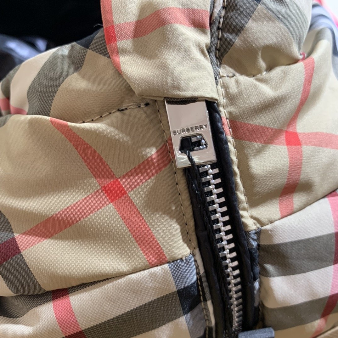 Brbrry Wendejacke