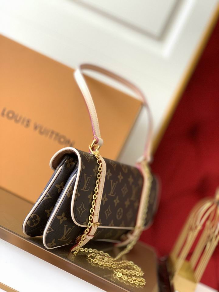 LV BAG