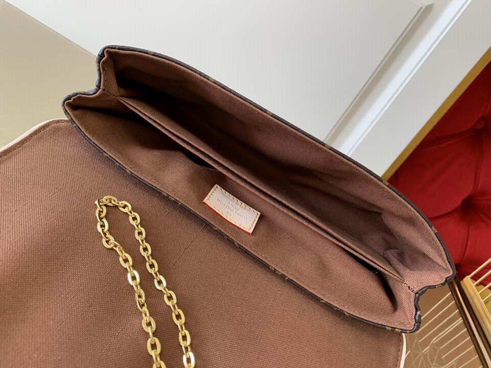 LV BAG