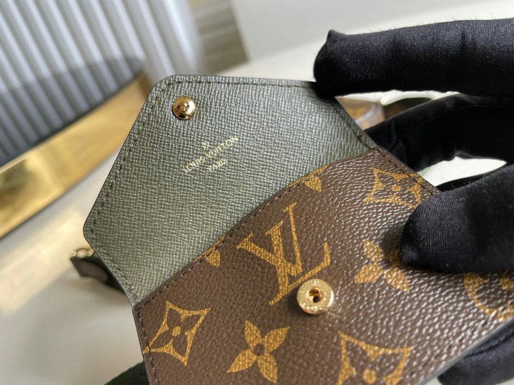 LV Felicie Strap & Go