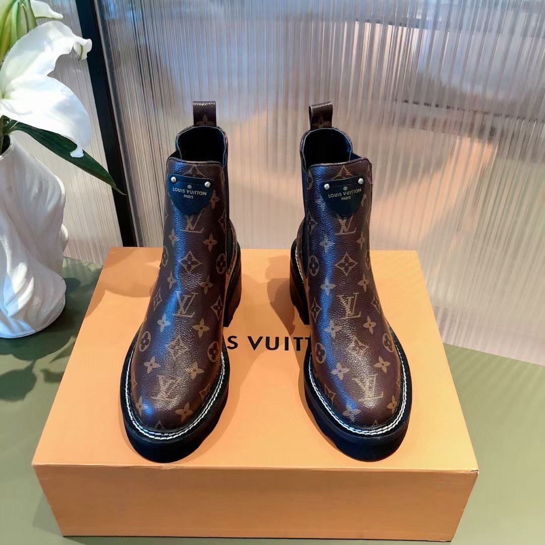 L*V BOOTS