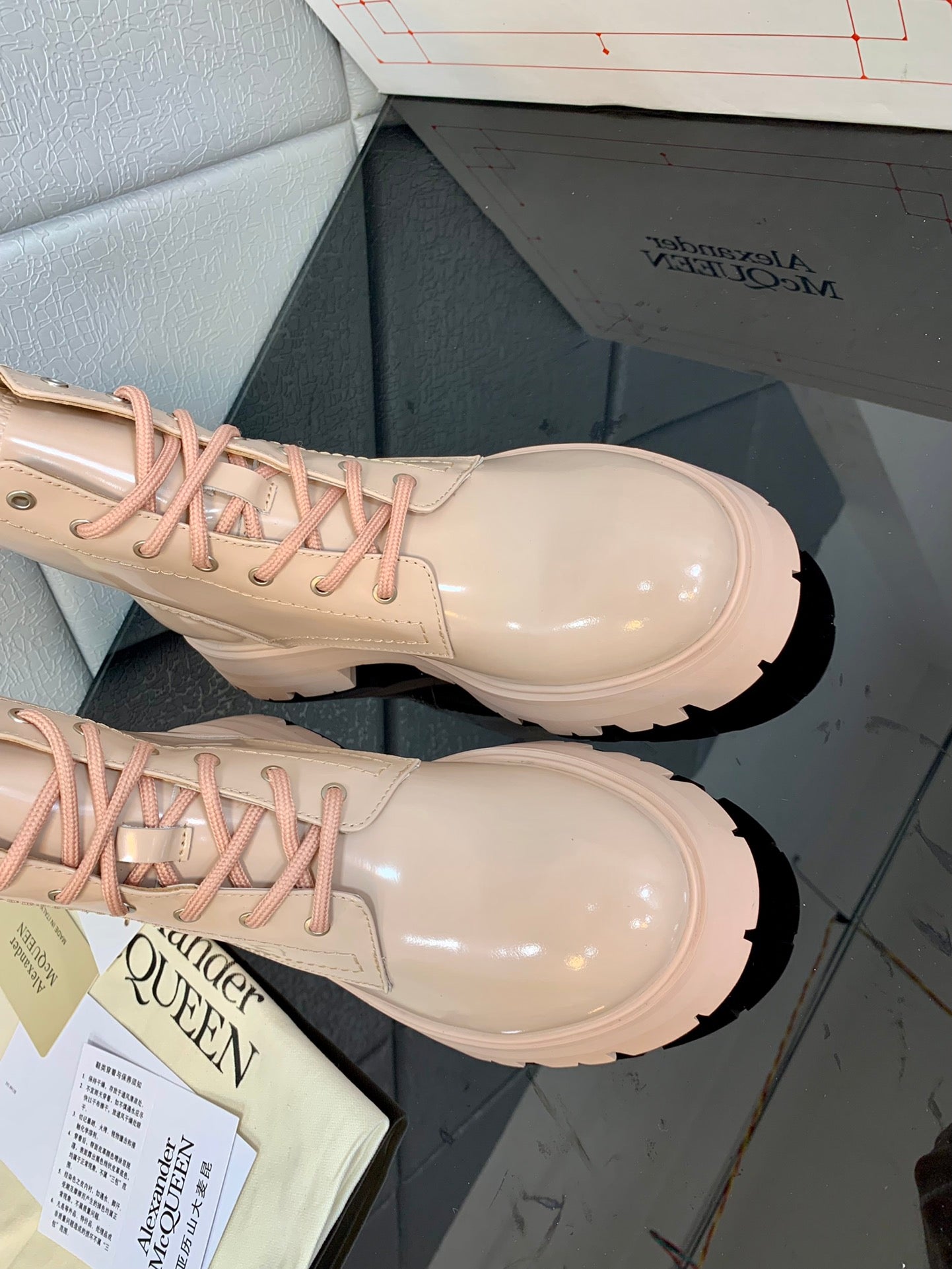 M*QUEE*N BOOTS