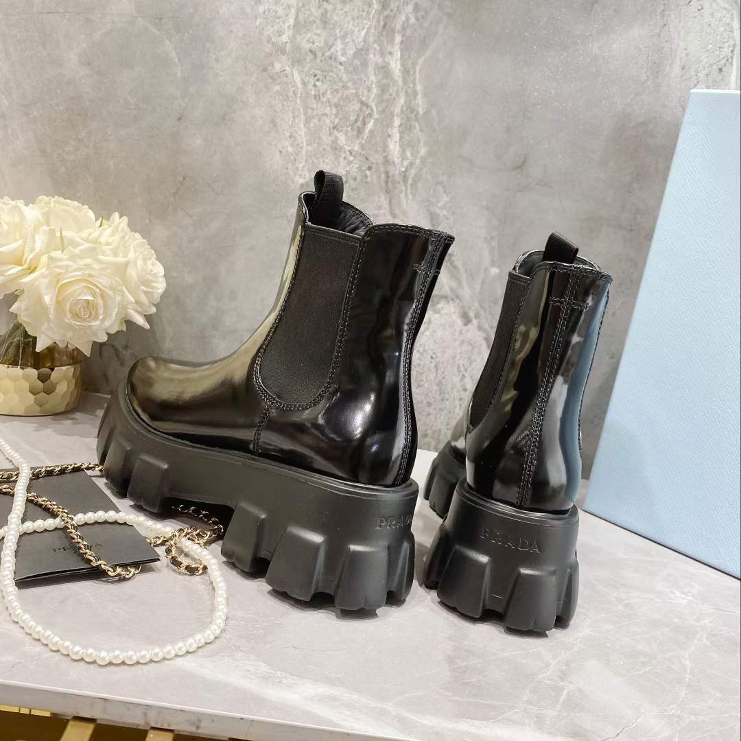 PR*ADA BOOTS