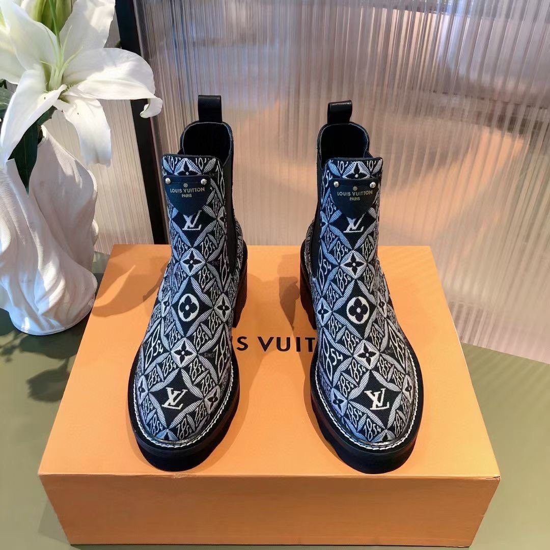 L*V BOOTS
